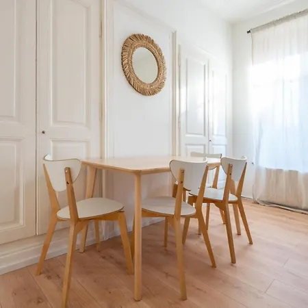 Magnifique 6pers Stationnement Gratuit Centre 1 Apartment *